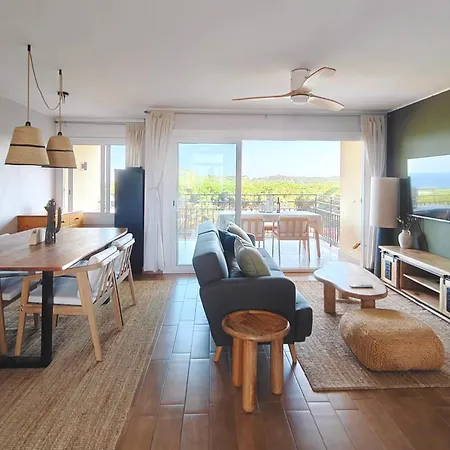 Sapphire Horizon - Sea View & Pool 아파트