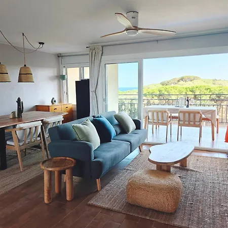 Sapphire Horizon - Sea View & Pool 아파트