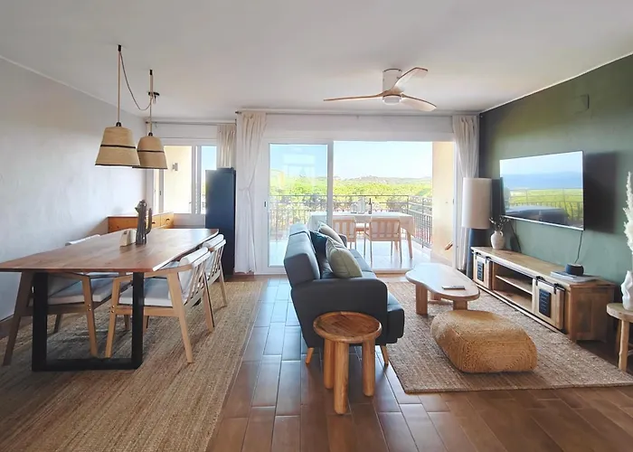 Sapphire Horizon - Sea View & Pool 아파트