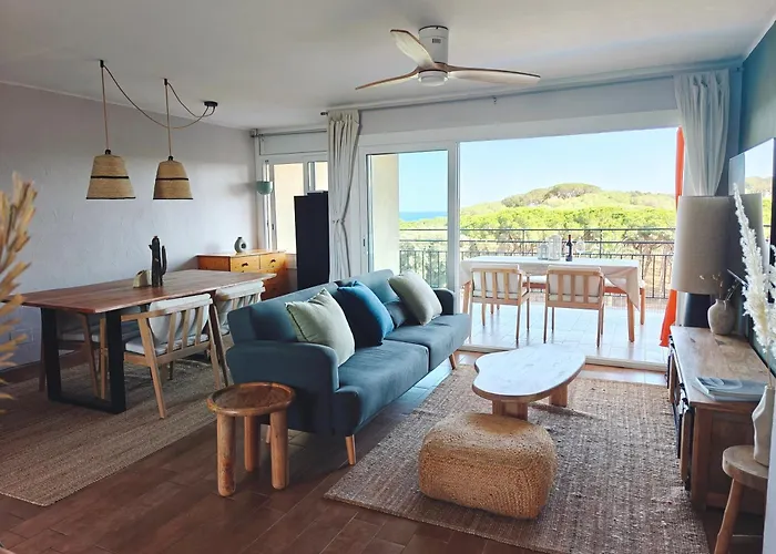 Sapphire Horizon - Sea View & Pool 아파트